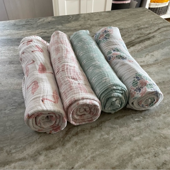 Aden + Anais 100% Cotton Muslin Swaddles - Picture 2 of 2